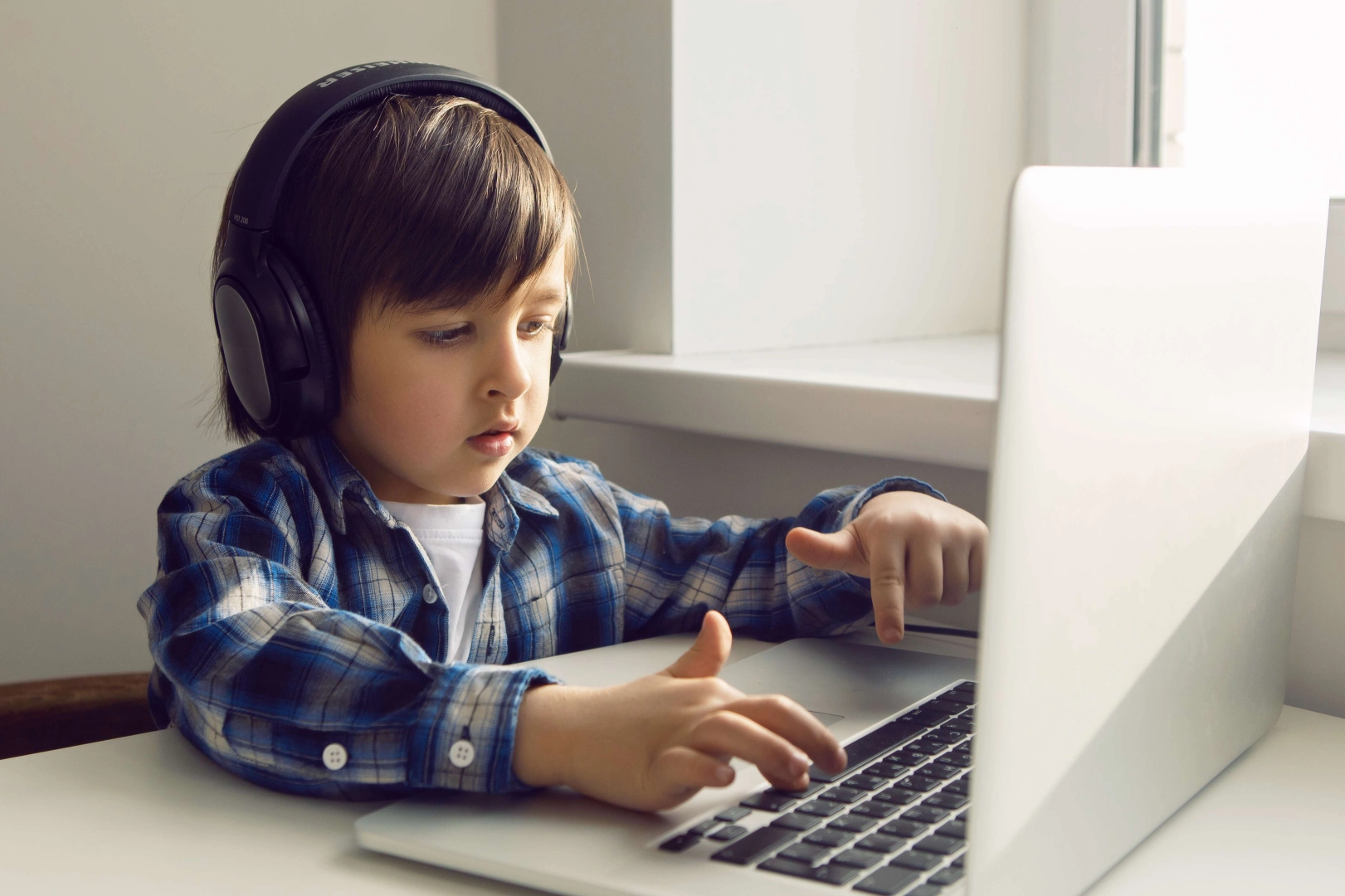 Dijital d&uuml;nyada &ccedil;ocuk genelgesi Resmi Gazete'de