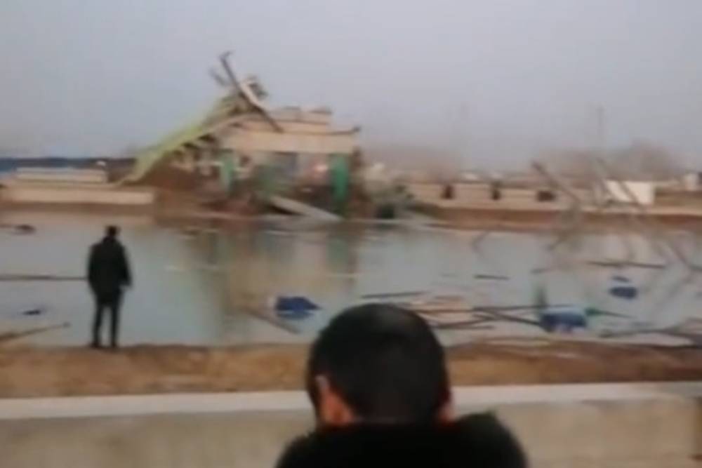 &Ccedil;in'de k&ouml;pr&uuml; &ccedil;&ouml;kt&uuml;: 5 &ouml;l&uuml;