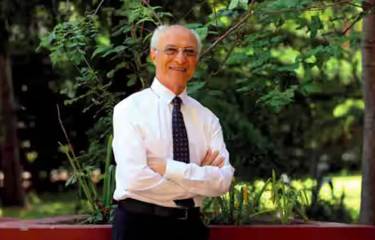 100 Yılın Ardından: Medeni Kanun&rsquo;un Işığında Bir Hukuk Mirası E. Hakim İzzet Doğan&rsquo;dan hukuk devriminin 100. yılına &ccedil;ağrı