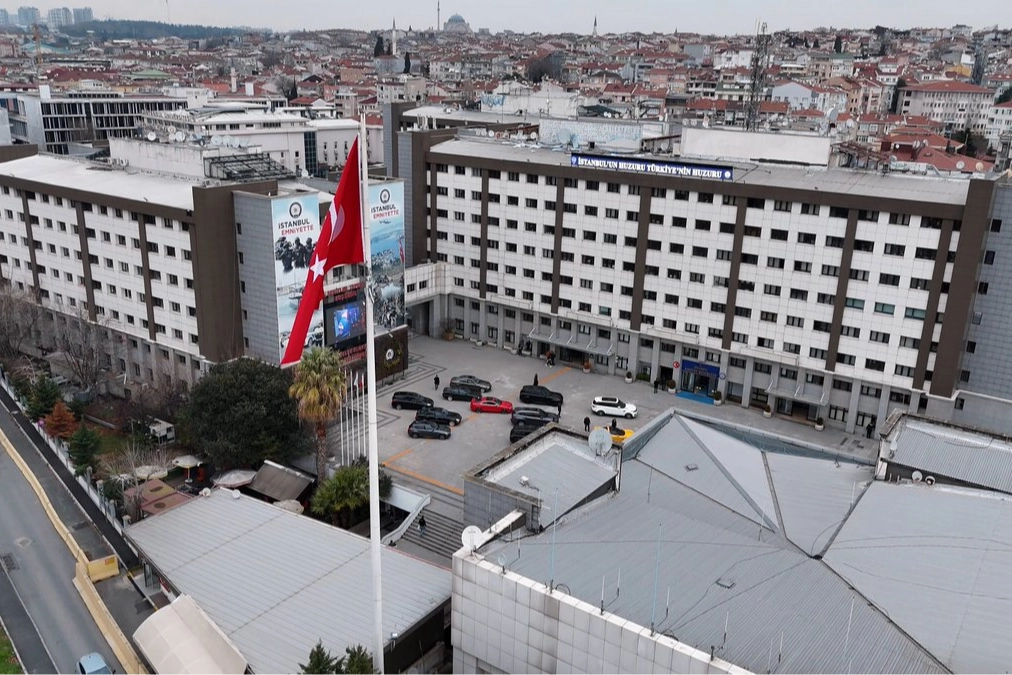 İstanbul&rsquo;da 11 l&uuml;ks ara&ccedil; ele ge&ccedil;irildi