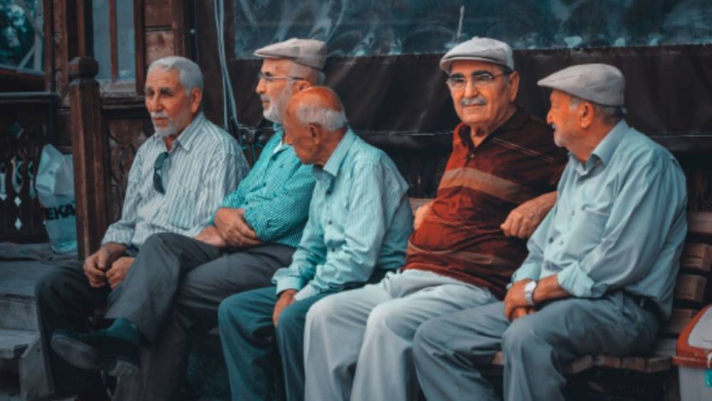 En d&uuml;ş&uuml;k emekli aylığında kritik hafta: 20 bin TL d&uuml;zenlemesi komisyon yolunda 