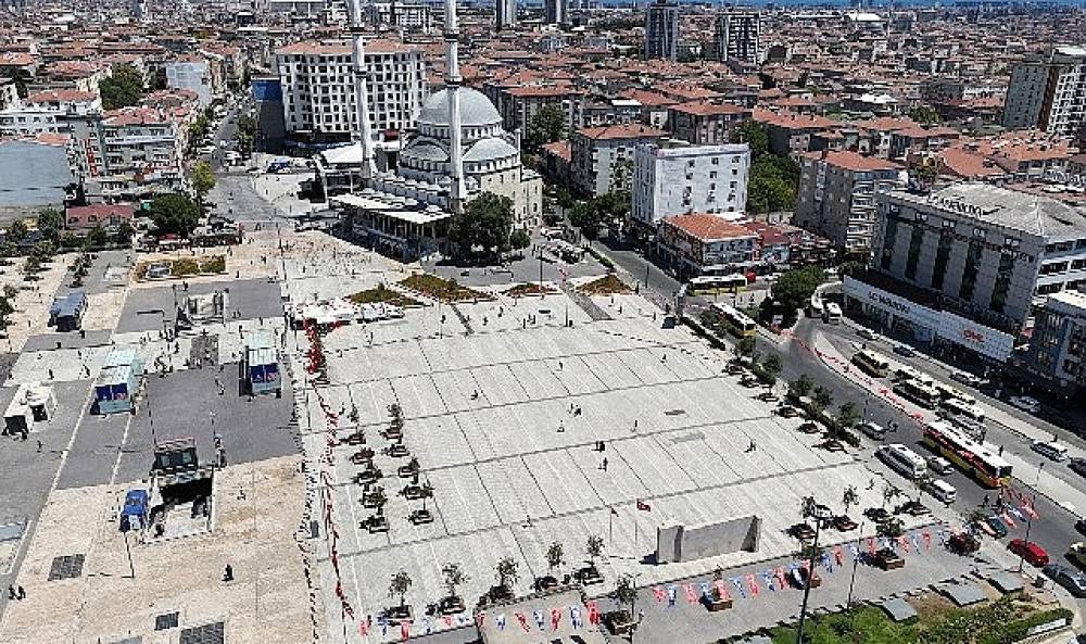 Cumhurbaşkanı Erdoğan'ın Bayrak Çağrısı Bağcılar'da Karşılık Buldu