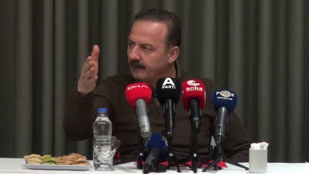 Ağıralioğlu&rsquo;ndan Adıyaman&rsquo;da K&uuml;rt&ccedil;e a&ccedil;ıklaması: &lsquo;Bizim milletimizin dilidir, K&uuml;rtlerin dilidir&rsquo;  - Videolu Haber