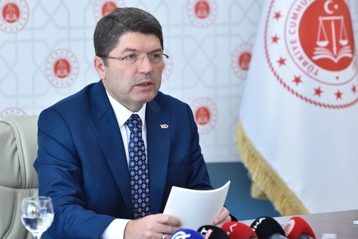 Bakan Tun&ccedil;: 17-25 Aralık kumpası tarihin &ccedil;&ouml;p sepetine atıldı