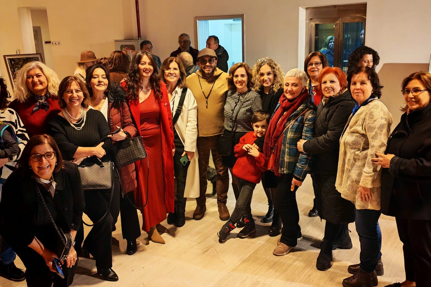 Bakırk&ouml;y&rsquo;de kursiyerlerden karma resim sergisi