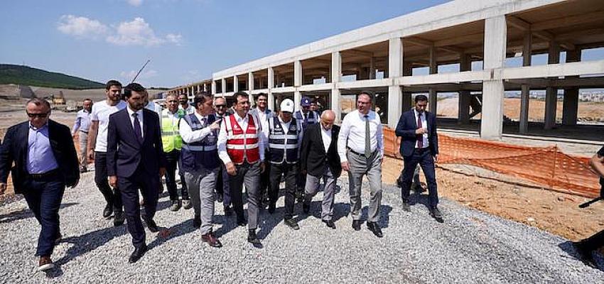 TUZLA’DAKİ İBB ÇALIŞMALARINI YERİNDE İNCELEDİ