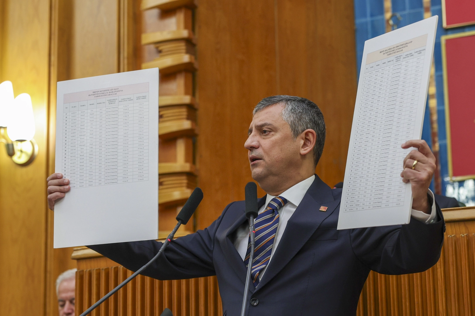 &Ouml;zel: Emekliye sefalet &uuml;creti yakışmıyor!