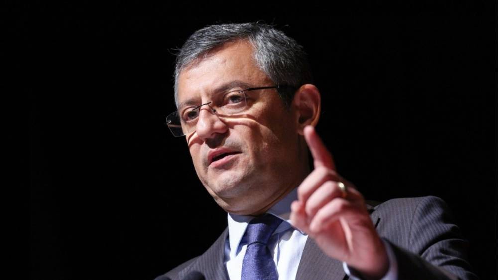 &Ouml;zg&uuml;r &Ouml;zel: &lsquo;Bah&ccedil;eli &ouml;nerge versin, kayıtsız şartsız destekleyelim&rsquo; 