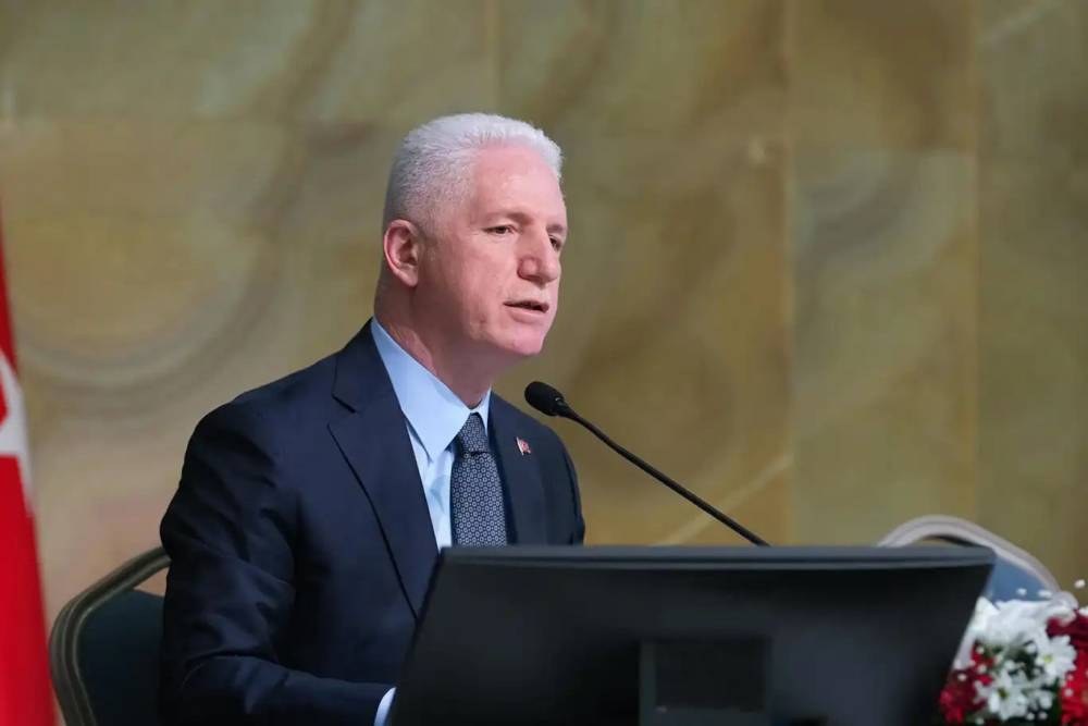 İstanbul Valisi G&uuml;l: Toplumu sapkınlığa sevk eden hi&ccedil;bir faaliyeti kabul etmemiz m&uuml;mk&uuml;n değil