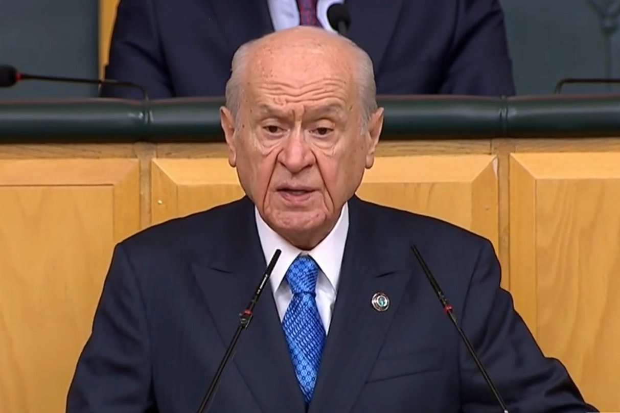 Bah&ccedil;eli&rsquo;den NATO Zirvesi, b&ouml;lgesel krizler ve T&uuml;rk ordusu vurgusu... "T&uuml;rkiye kendi kudretiyle var olan bir devlettir"