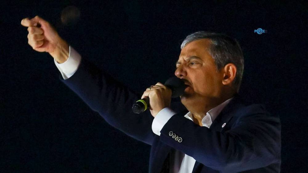 &Ouml;zg&uuml;r &Ouml;zel&rsquo;den Erdoğan&rsquo;a fon tepkisi: &lsquo;Hi&ccedil; lafı eveleyip geveleme, yakalandınız&rsquo; 