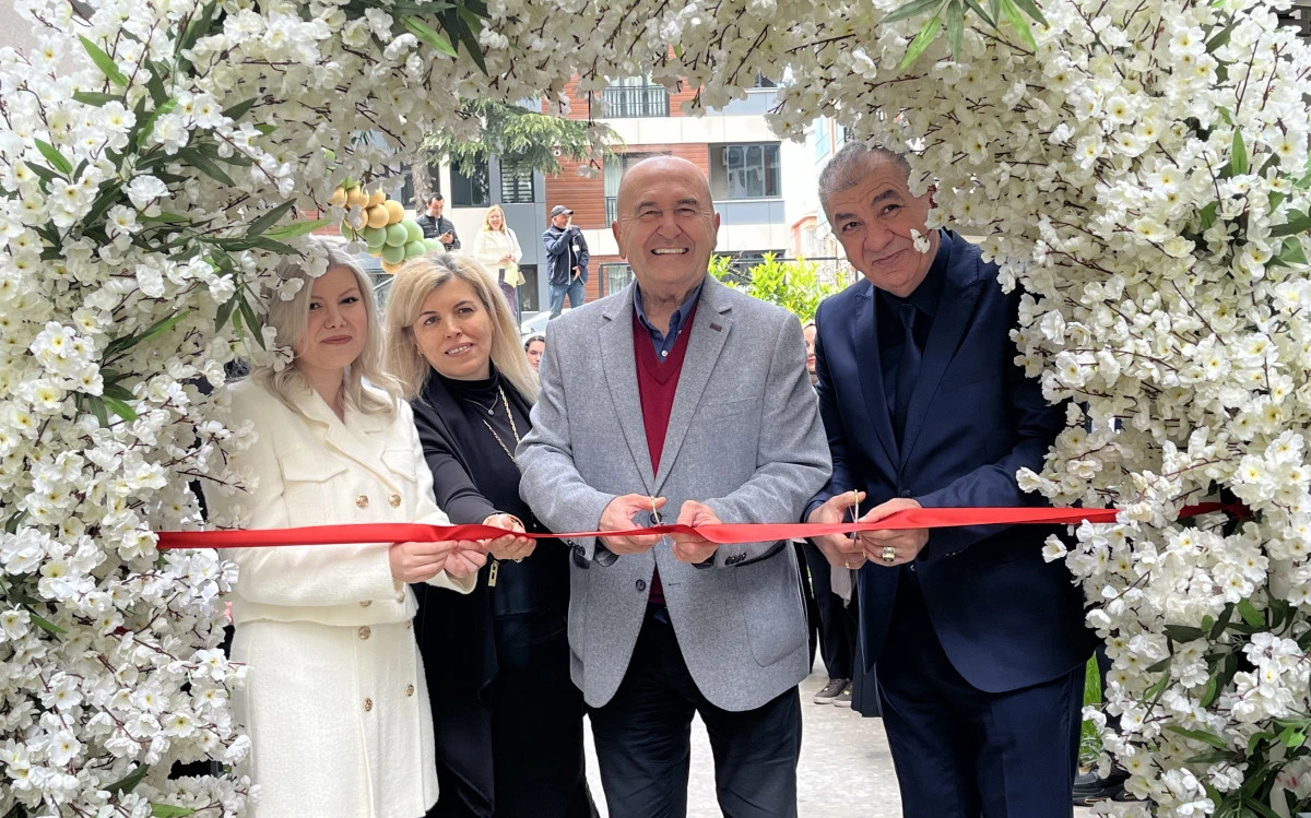 BAKIRK&Ouml;Y&rsquo;DE YENİ BİR NEFES: GEN&Ccedil; KLİNİK PSİKOLOG BAŞAK UYGUR KLİNİĞİNİ A&Ccedil;TI