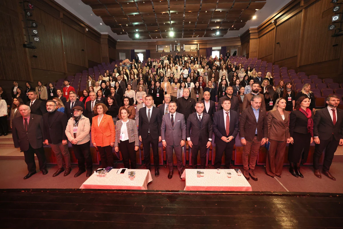 ERKEN &Ccedil;OCUKLUK D&Ouml;NEMİNDE BELEDİYE HİZMETLERİNİN G&Uuml;&Ccedil;LENDİRİLMESİ &Ccedil;ALIŞTAYI YAPILDI