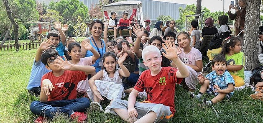 ESENYURT BELEDİYESİ ÖZEL ÇOCUKLARIMIZI CAN DOSTLARIMIZLA BULUŞTURDU