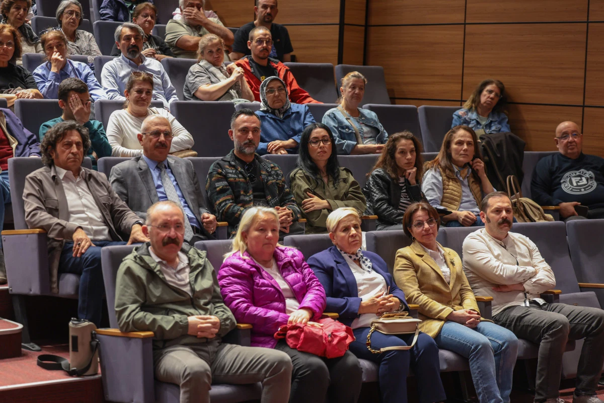 Gazeteci Murat Ağırel, Maltepe’de halkla buluştu