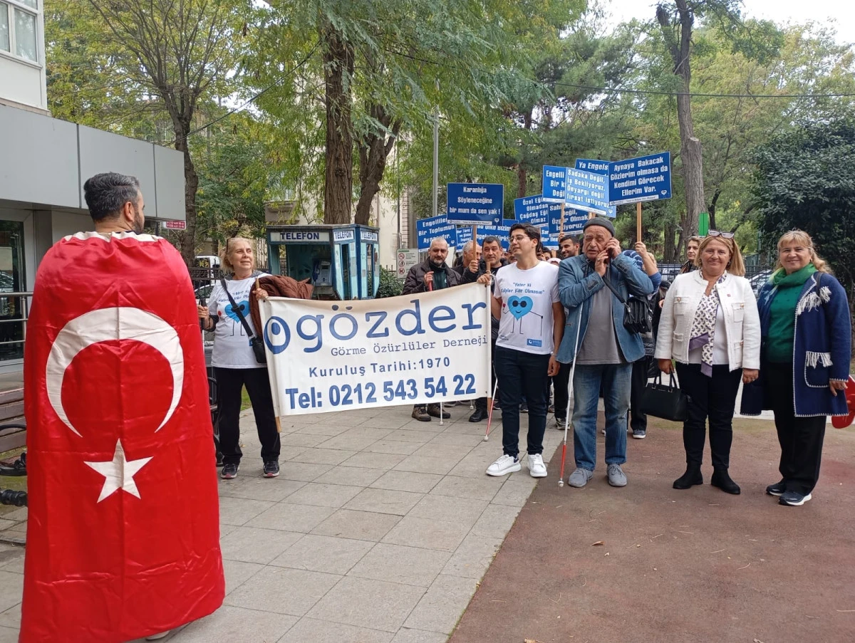 GÖRMEYENLER GÖRENLERE GÖSTERDİ!