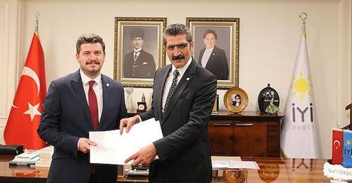 İYİ PARTİ BAKIRKÖY İLÇE BAŞKANLIĞINA ÇAĞLAR DERİN ATANDI