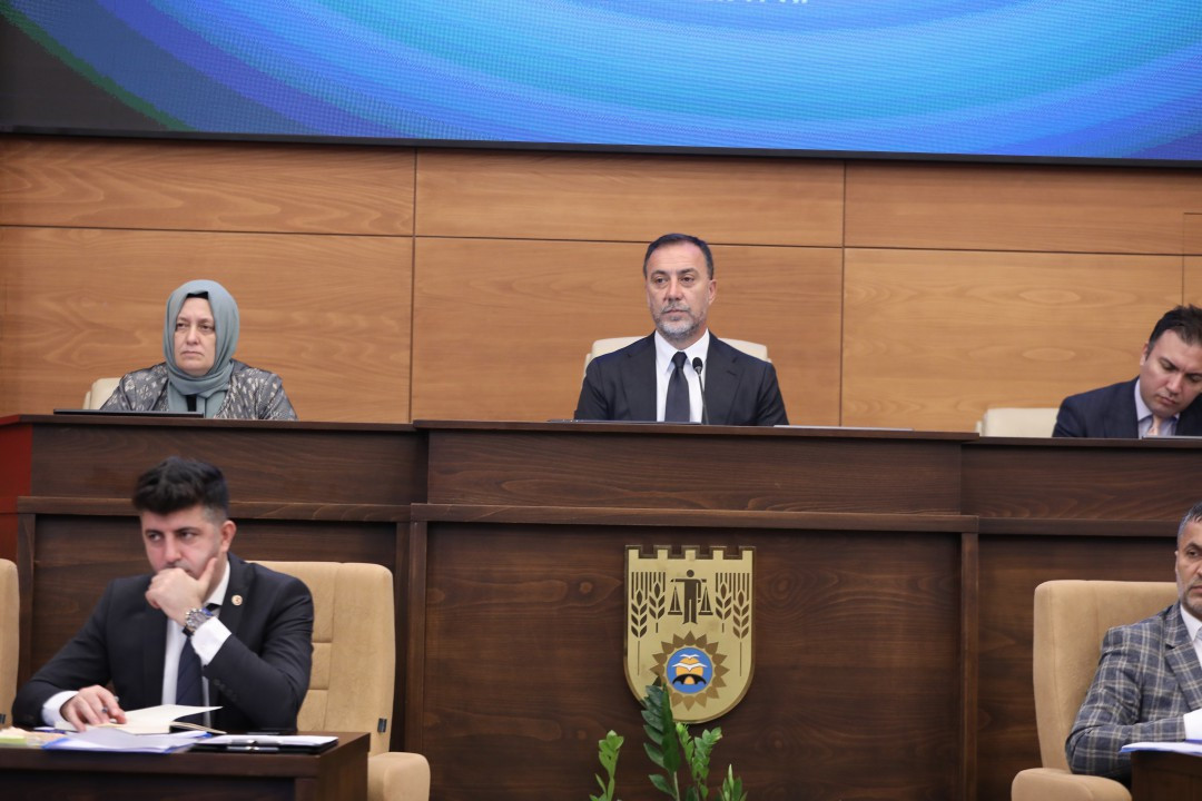 SİLİVRİ BELEDİYESİNİN HİZMETLERİ SAYMAKLA BİTMİYOR