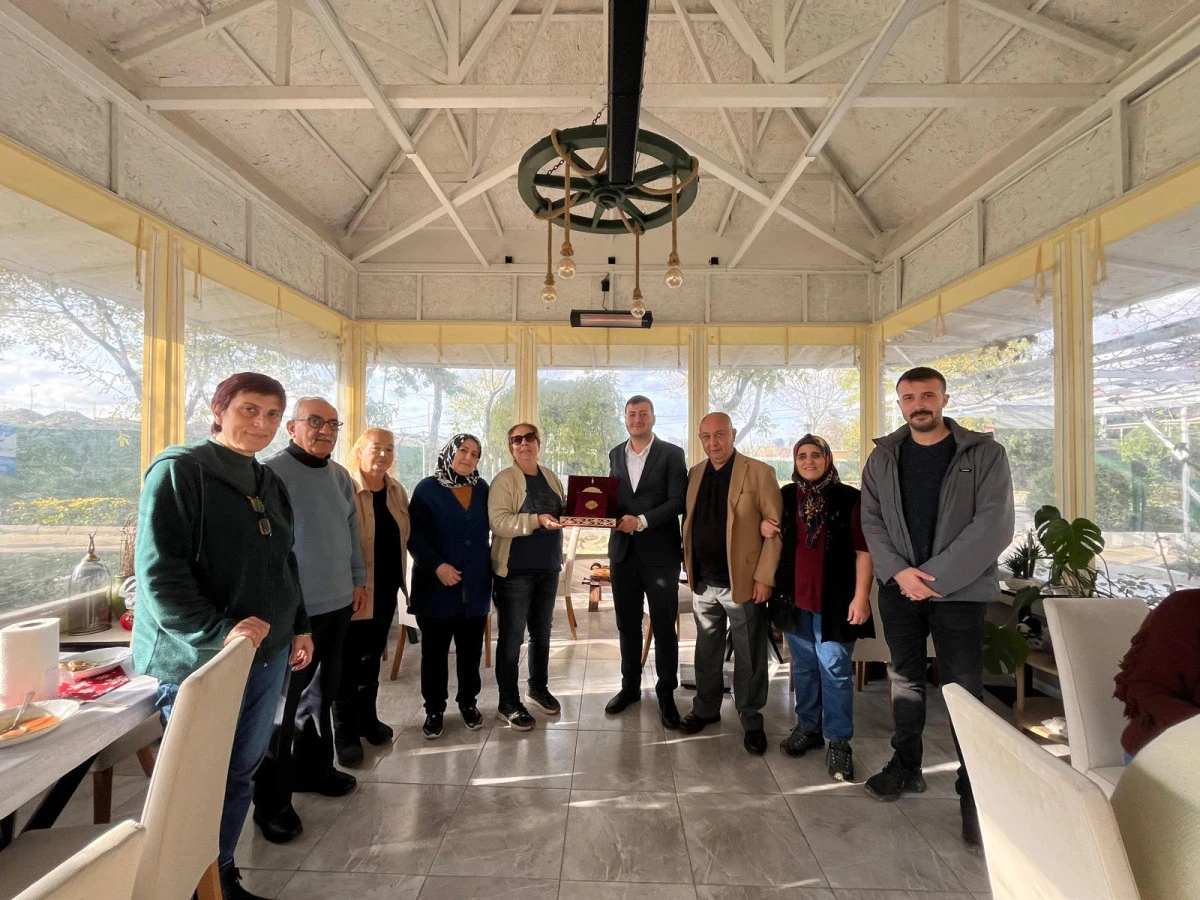 Ülkü Ocakları’ndan Görme Engelliler Derneği’ne Ziyaret