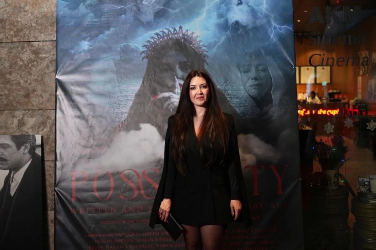 Vegan Yönetmen Setenay Acı’dan Uluslararası Farkındalık Filmi: “Olasılık” 