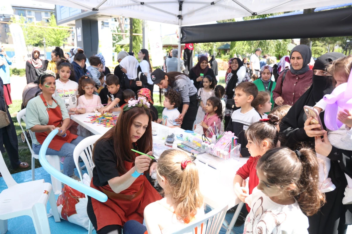 Zeytinburnu Bilgi Evleri 20. Yaşını Kutladı!
