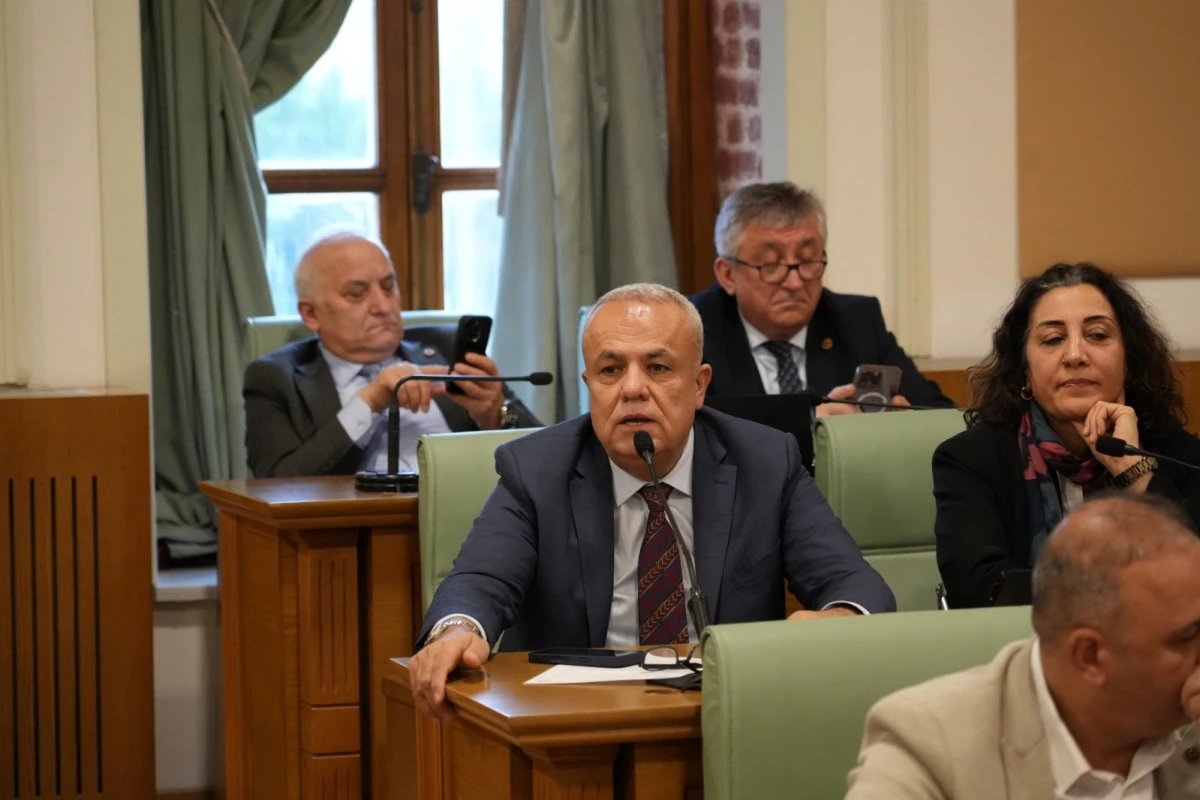 Zeytinburnu Meclisi&rsquo;nde Rojava Gerilimi: Barış, Vicdan ve Devlet Tartışması