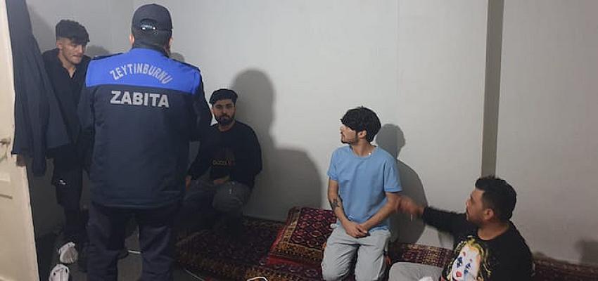 Zeytinburnu’nda 350 Kaçak Göçmen Sınır Dışı Edildi